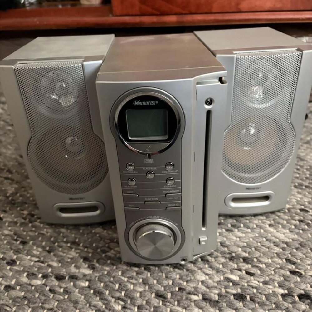 Memorex MX4117 CD Micro System